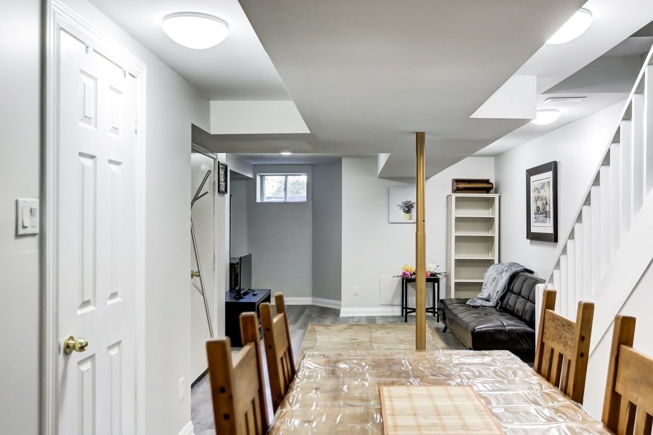 220 Shaw Street #BSMT - Photo 5 of 9