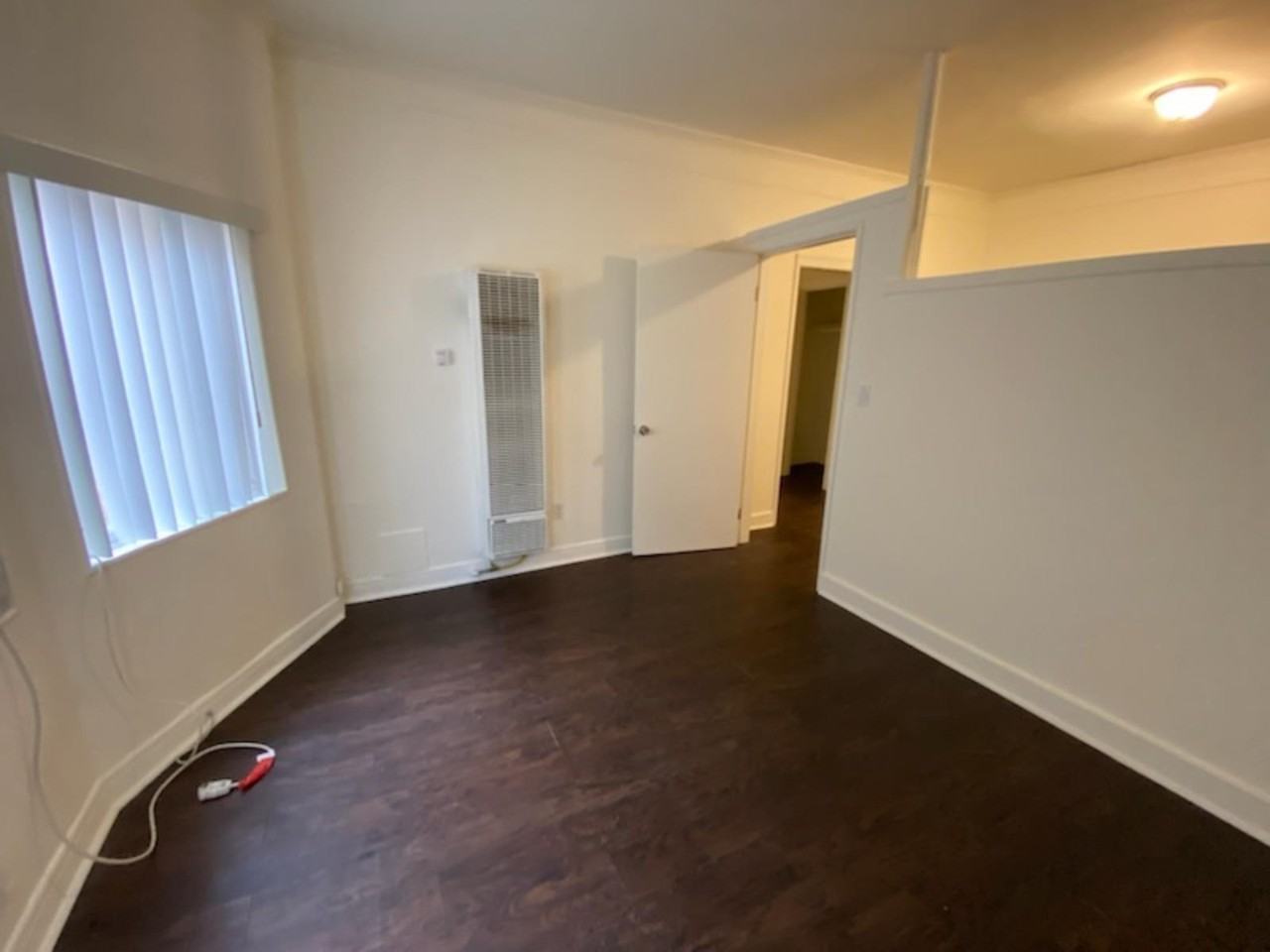 600 N Soto St - Photo 3 of 18