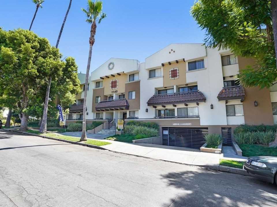 1140 Winchester - Photo 3 of 47