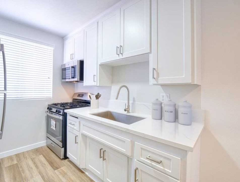 20927 Amie - Photo 4 of 12