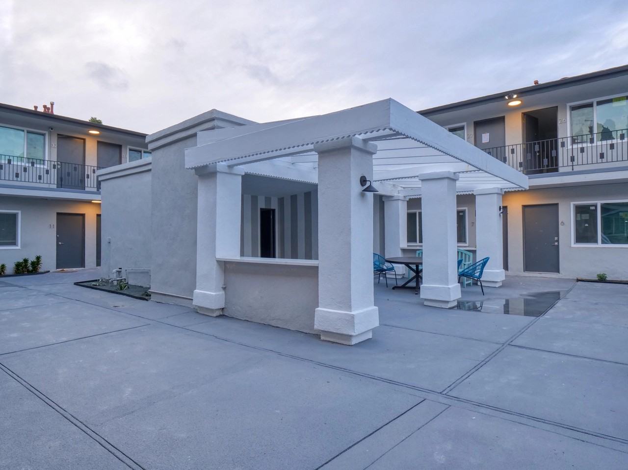 Amie - Photo 7 of 50