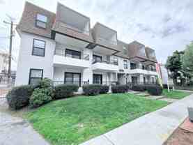 4006 Emerald St - Photo 1 of 1