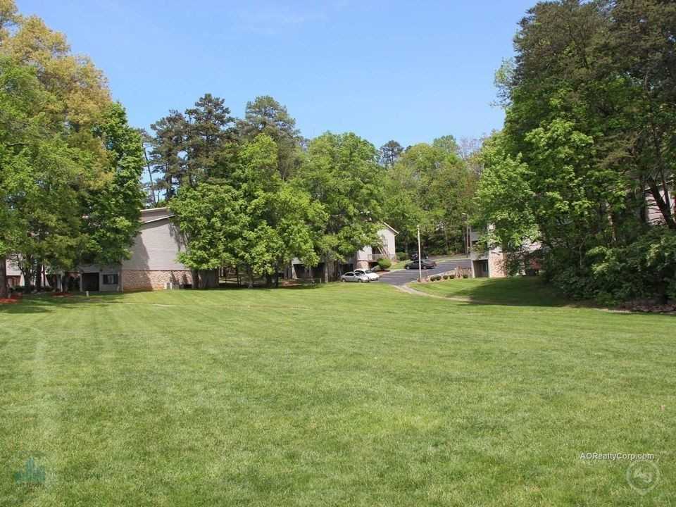 Meadowood Apartments - Photo 5 of 22