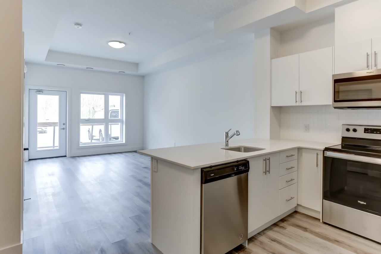 1201 Lackner Boulevard #103 - Photo 4 of 17