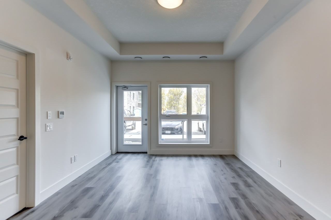 1201 Lackner Boulevard #103 - Photo 5 of 17