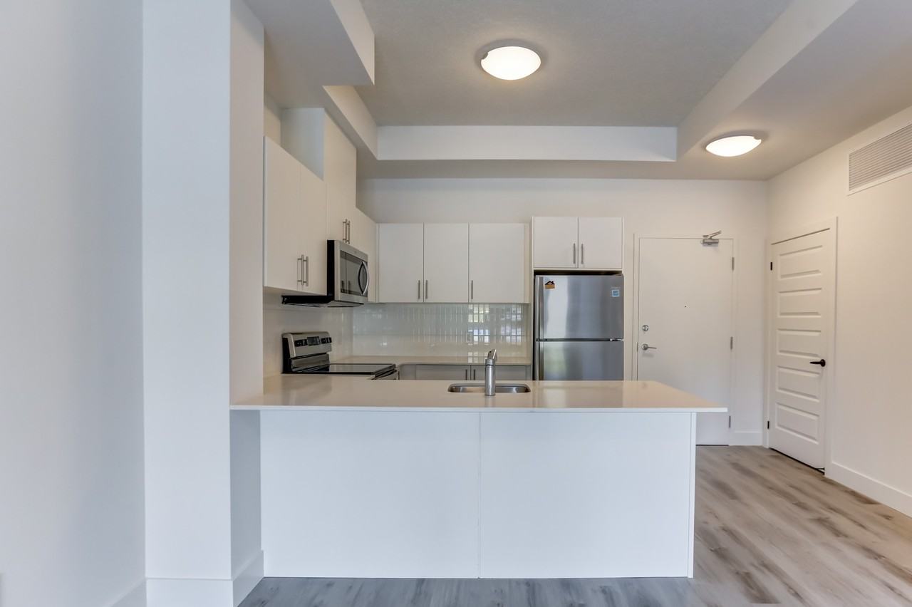 1201 Lackner Boulevard #103 - Photo 7 of 17