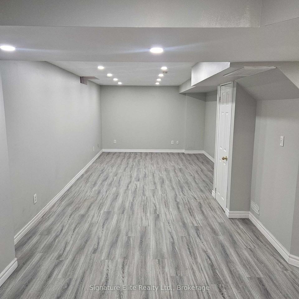 1796 Silver Maple Drive - Photo 3 of 9