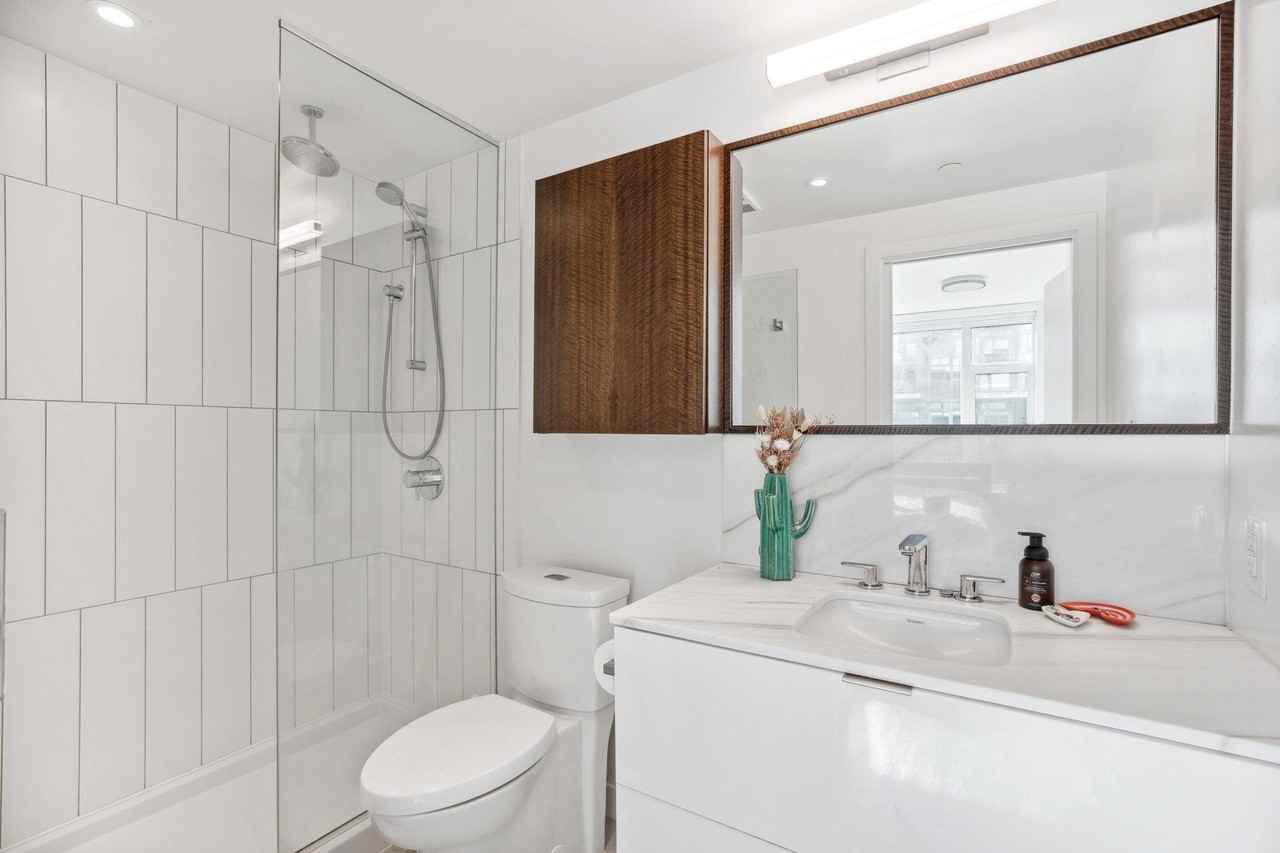 209 East 7th Avenue #605 - Photo 5 of 20