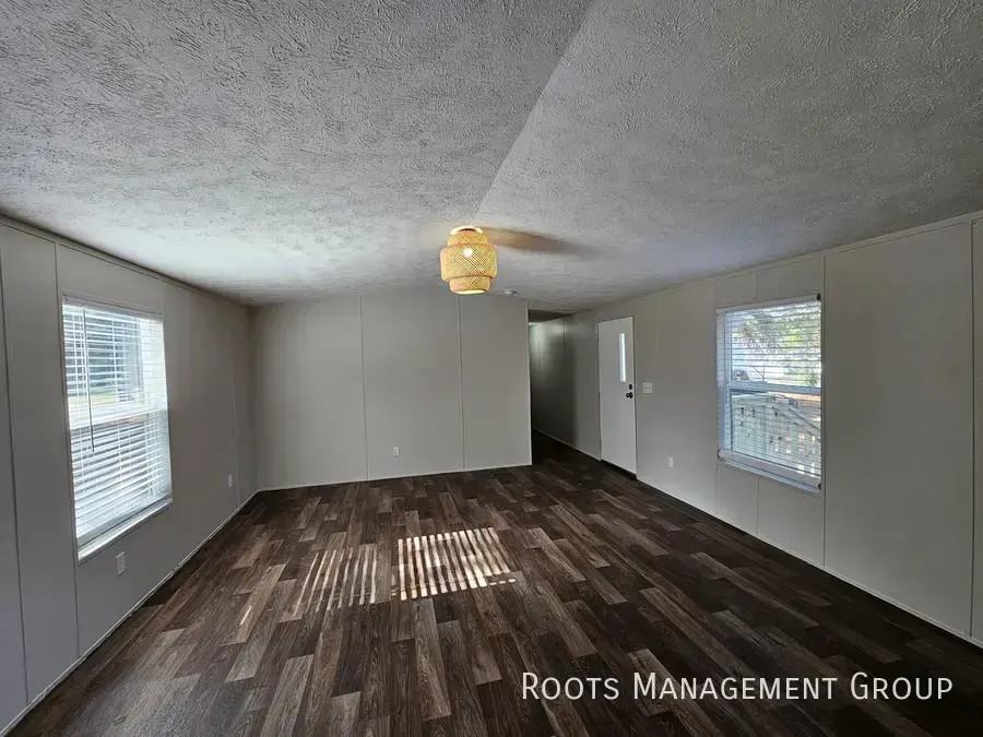 26 Mark Dr #26 - Photo 6 of 16