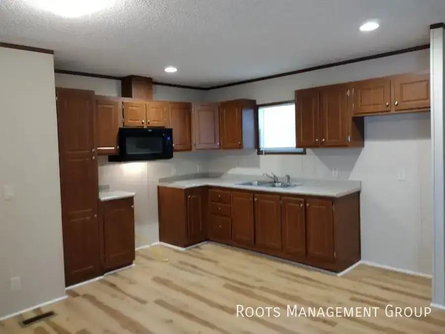 2301 Aurora Ave - Photo 3 of 11