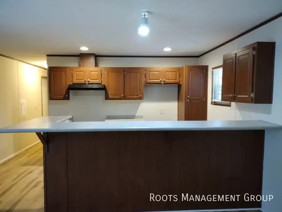 2356 Aurora Ave - Photo 3 of 10