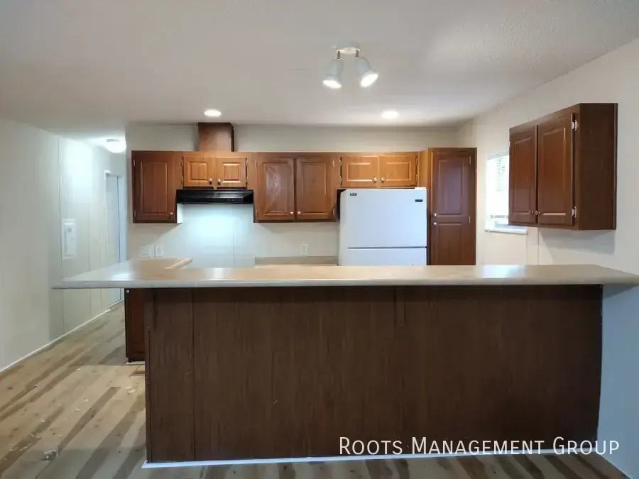 2349 Aurora Ave - Photo 3 of 10