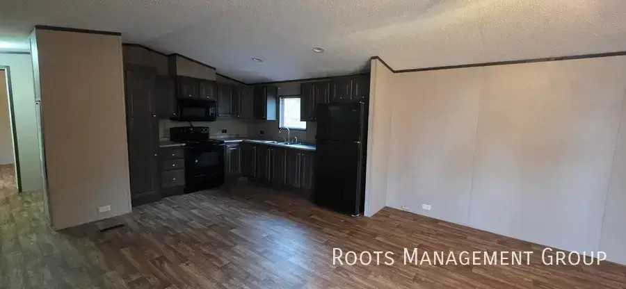 5558 Rivercreek Dr #157 - Photo 4 of 9