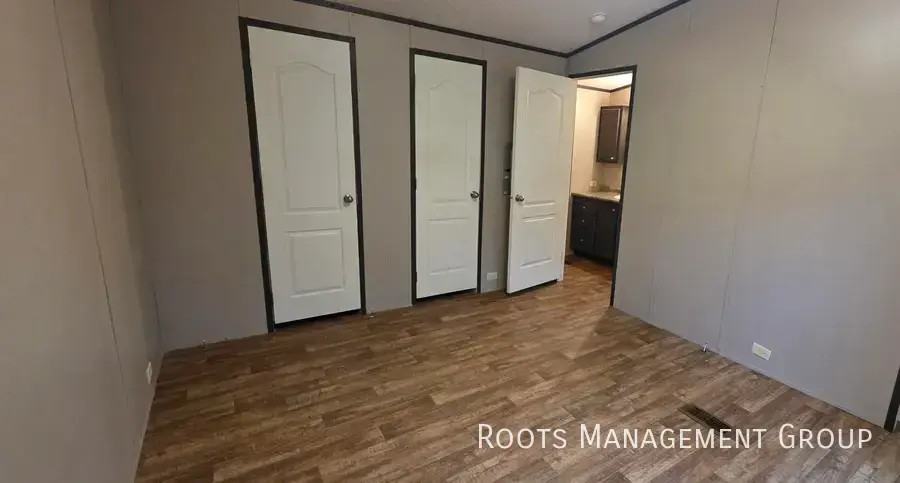 5558 Rivercreek Dr #157 - Photo 5 of 9