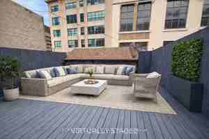 featured image of 132 Dundas St E