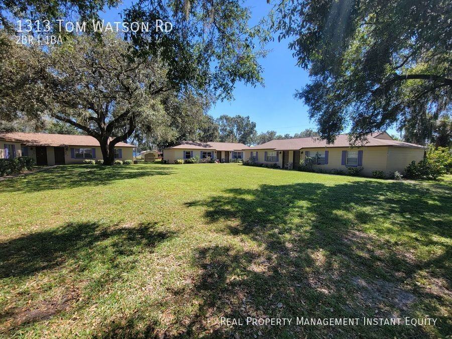 1313 Tom Watson Rd - Photo 2 of 9