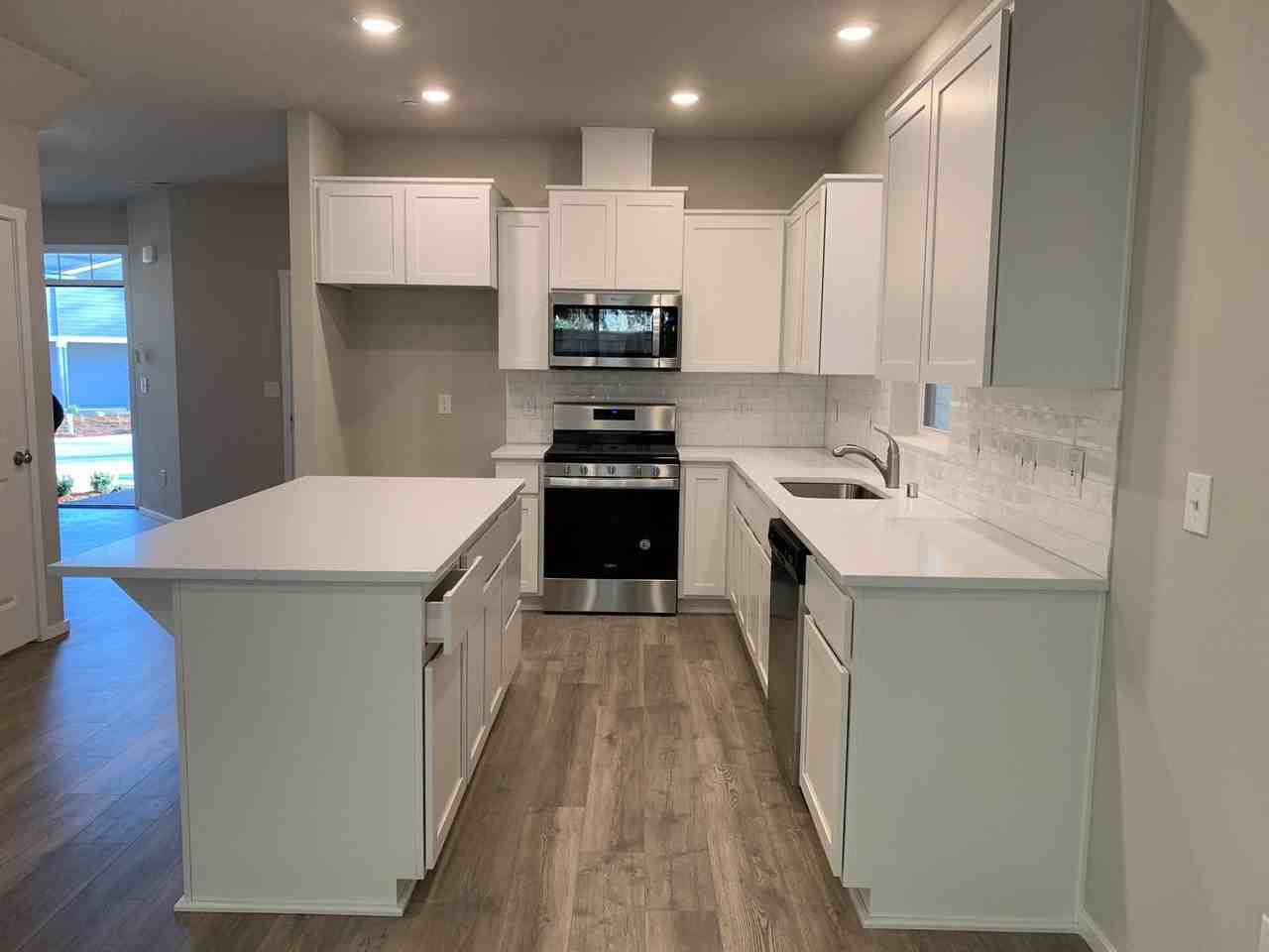 9452 N Chestnut Ct - Photo 7 of 30