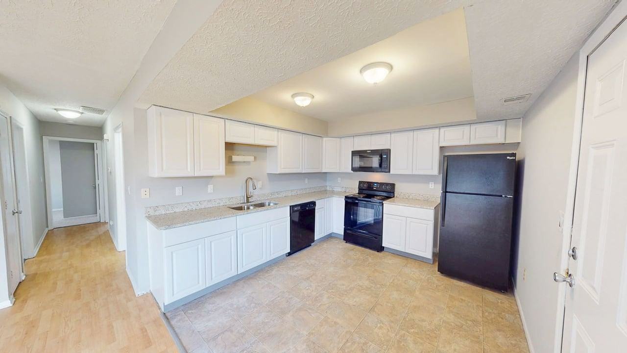 3140 Walden Pl - Photo 7 of 25