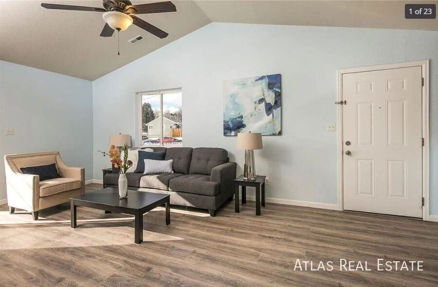 324 S Yates St - Photo 5 of 22