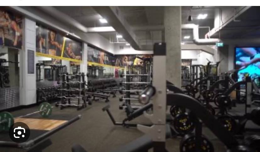 2465 Wilson Ave - Photo 4 of 9