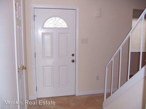 2044 Seattle Ave - Photo 2 of 20