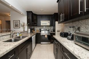 11909 Sw 48th Ct #11909 - Photo 1 of 1