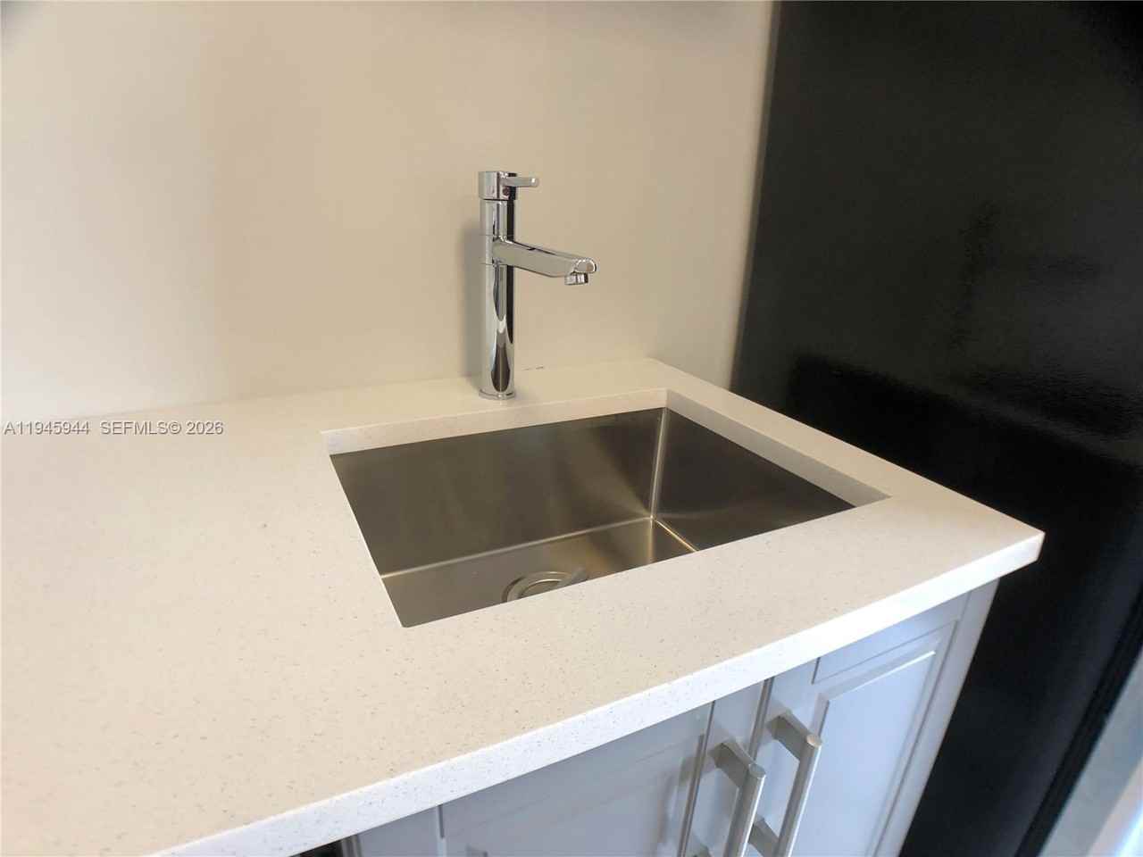 Royal Poinciana #1938 - Photo 4 of 11