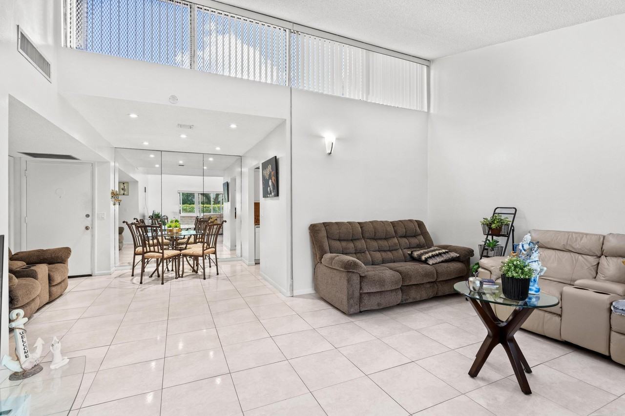 2538 Boundbrook Dr S #2538-140 - Photo 3 of 13