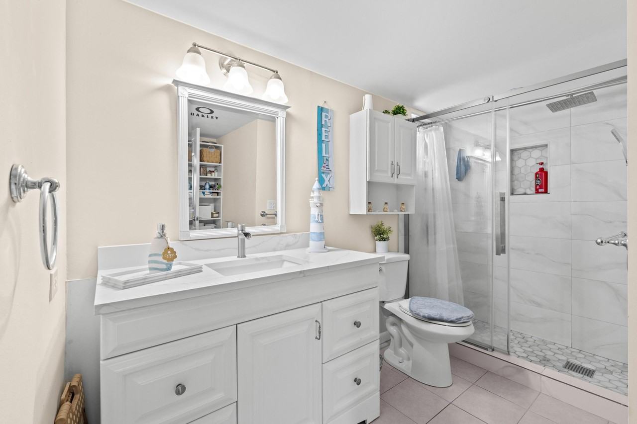 2538 Boundbrook Dr S #2538-140 - Photo 4 of 13