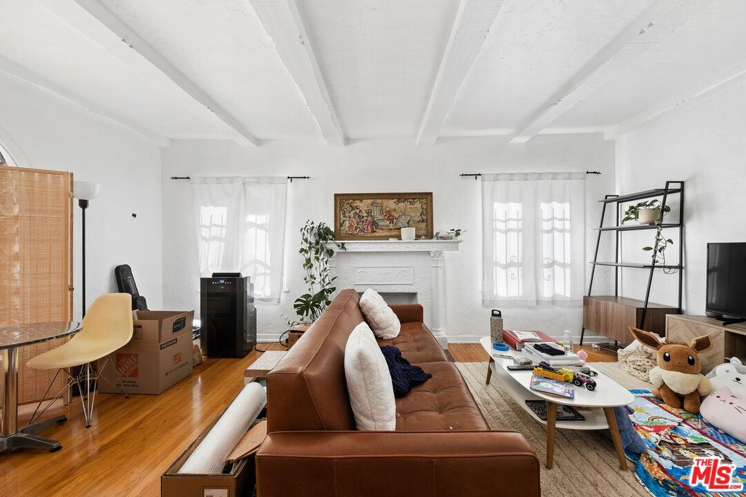 8544 Saturn St #8544 - Photo 6 of 10