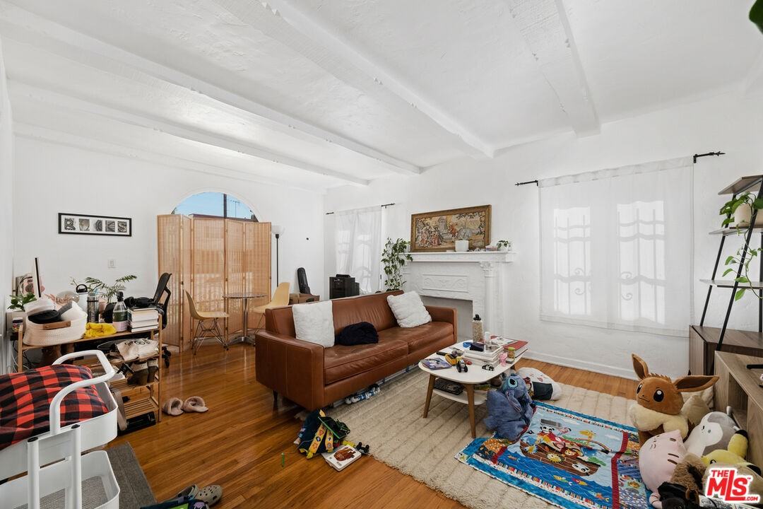 8544 Saturn St #8544 - Photo 7 of 10