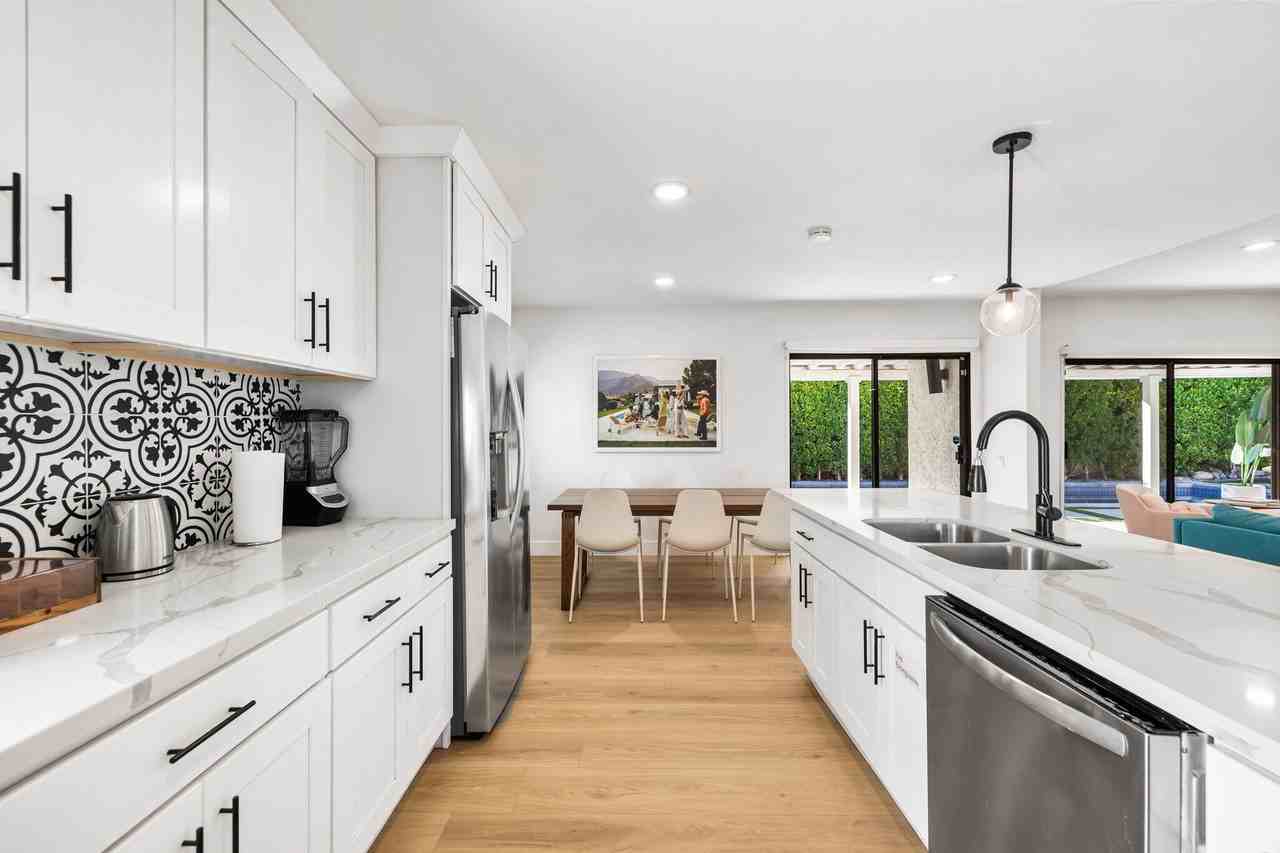 1433 E Caleta Way #1433 - Photo 2 of 50