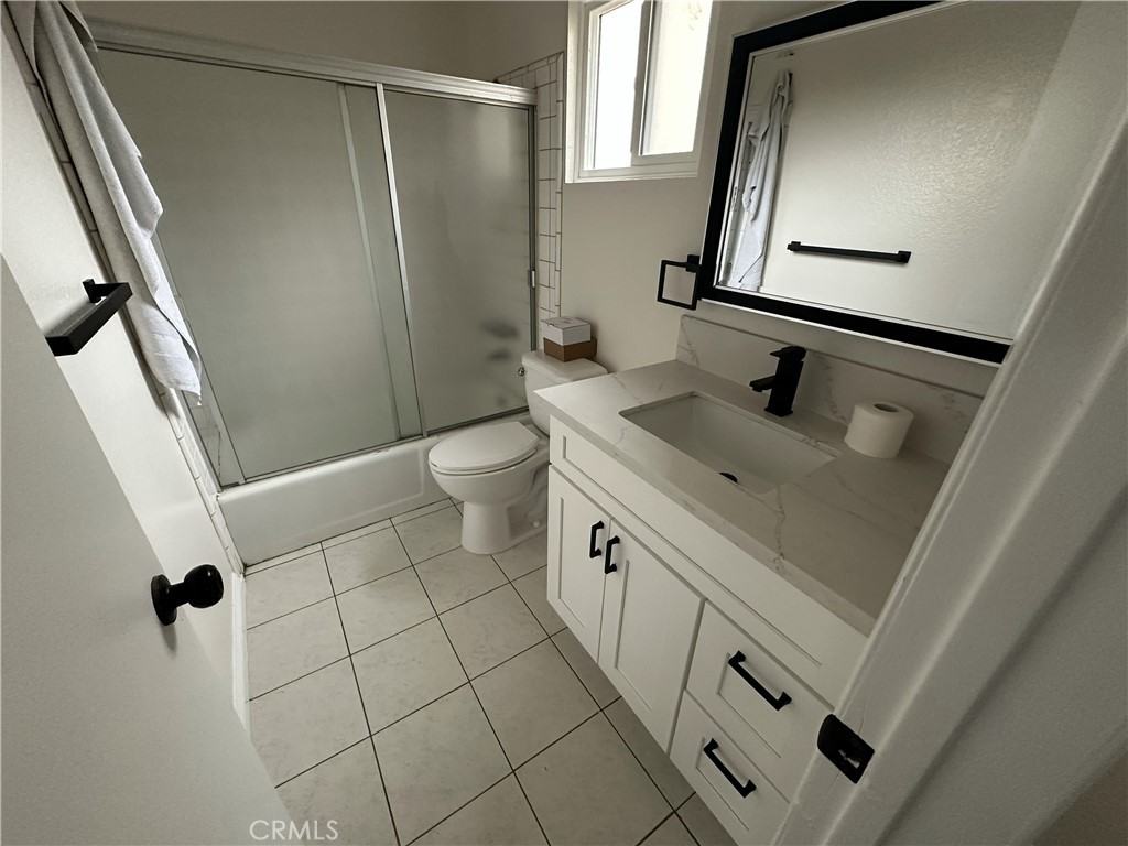 4619 W 173rd St #4619 - Photo 3 of 14