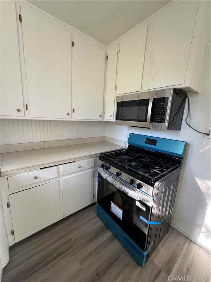 32942 Perret Blvd #32942 - Photo 4 of 10