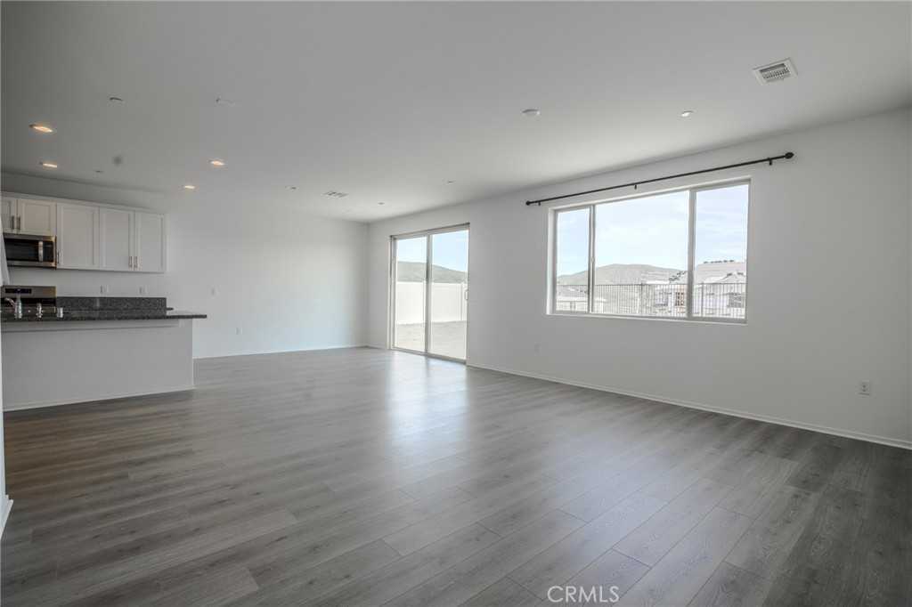 4262 Empressa Cir #4262 - Photo 7 of 31