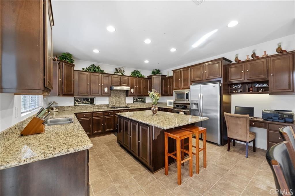 31220 Locust Ct #31220 - Photo 3 of 4