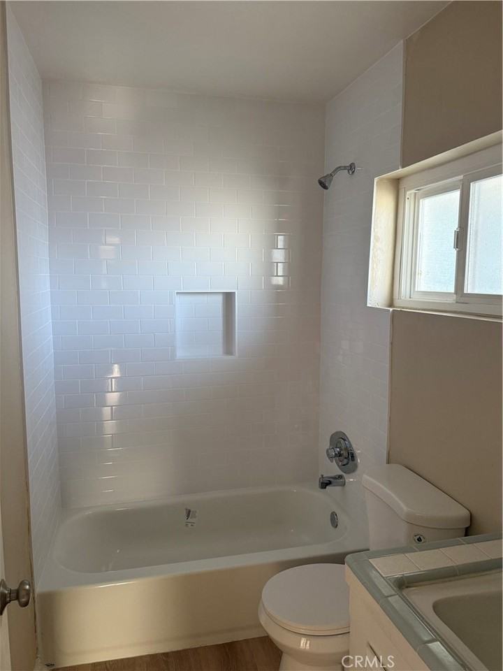 4207 Manhattan Beach Blvd #4207-8 - Photo 6 of 10