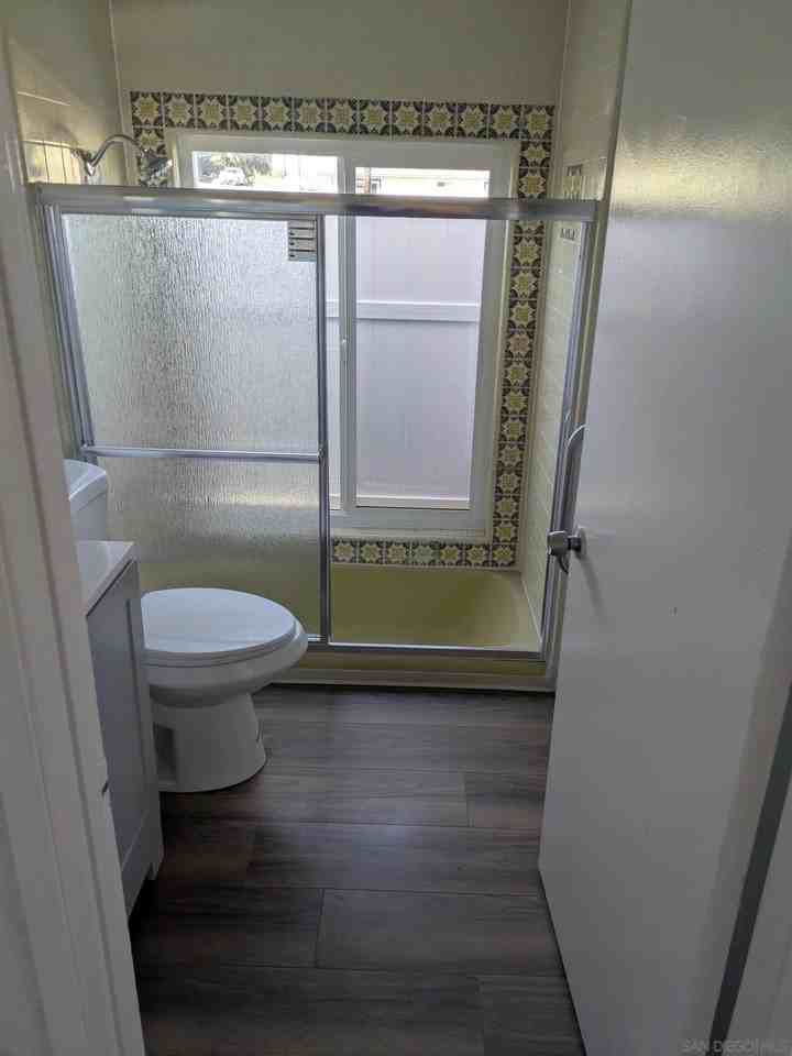 226 S Grape St #226 - Photo 4 of 5