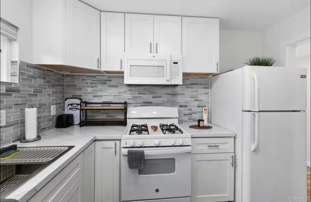 2307 Meade Ave #2307 - Photo 4 of 17