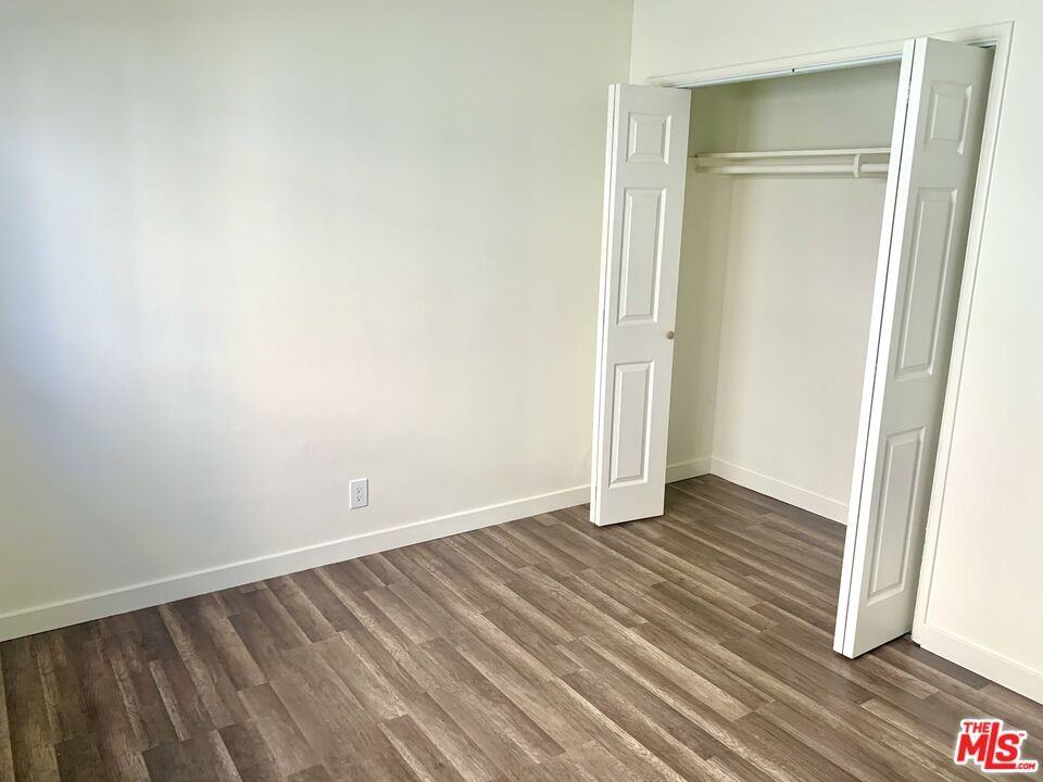 22725 14th St #22725-1 - Photo 5 of 12