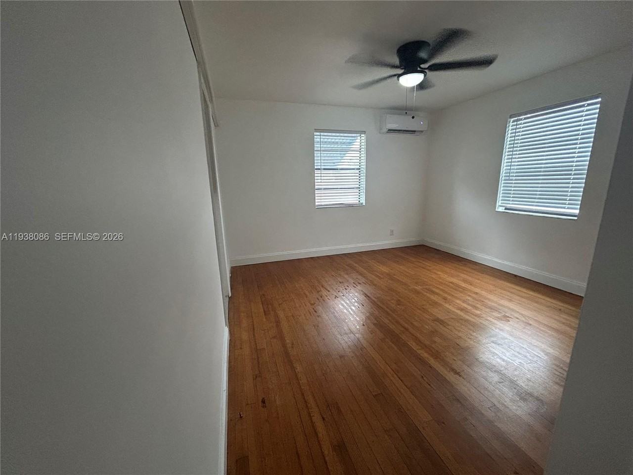 1839 Wiley St #1839-1 - Photo 6 of 11