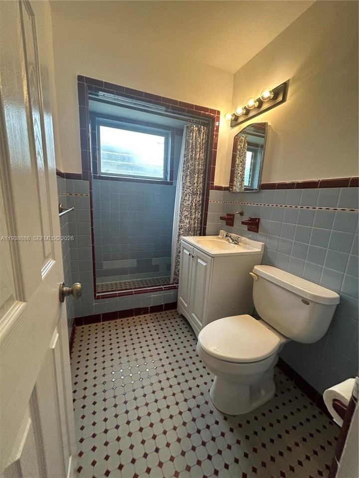 1839 Wiley St #1839-1 - Photo 7 of 11