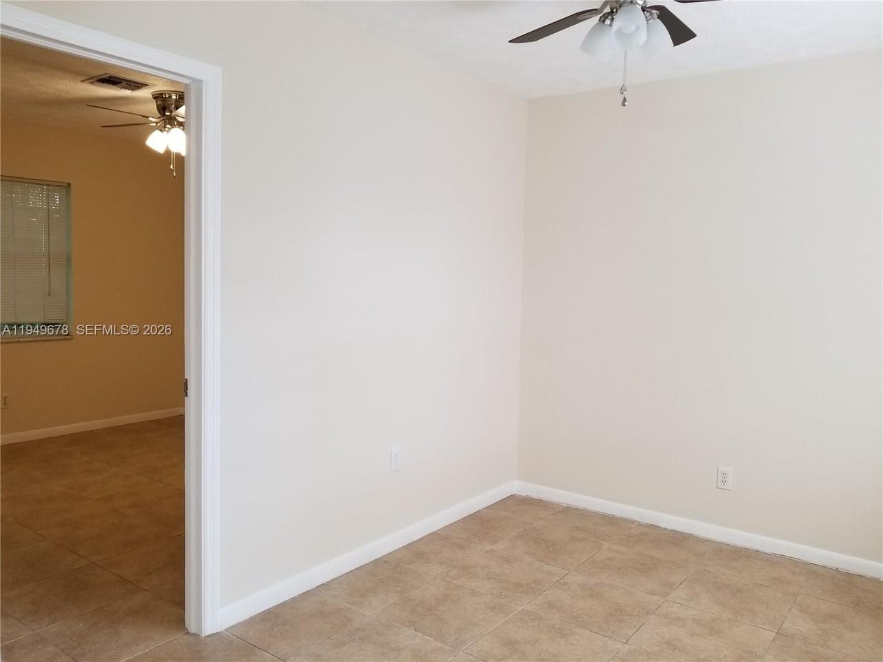 N Highland Ct #2308-3 - Photo 3 of 17