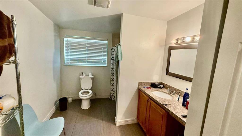 1935 Fletcher St #1935B - Photo 5 of 13