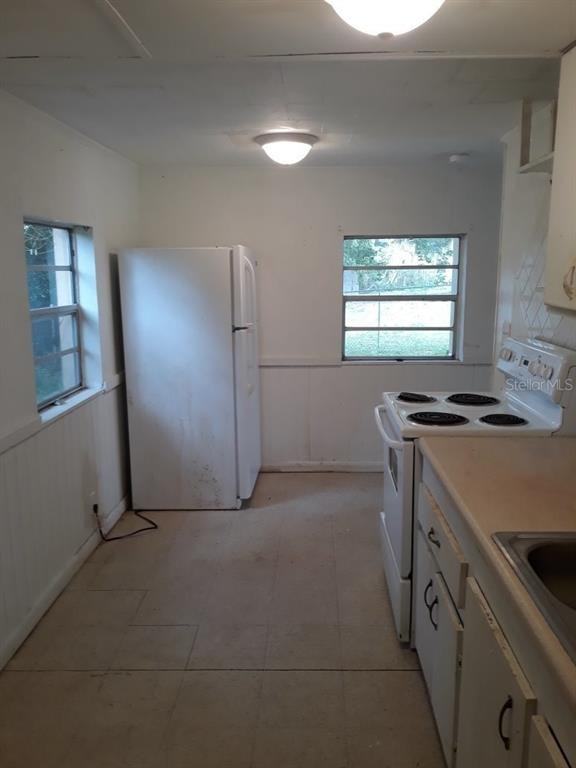 414 1/2 S Miami St #414B - Photo 6 of 7