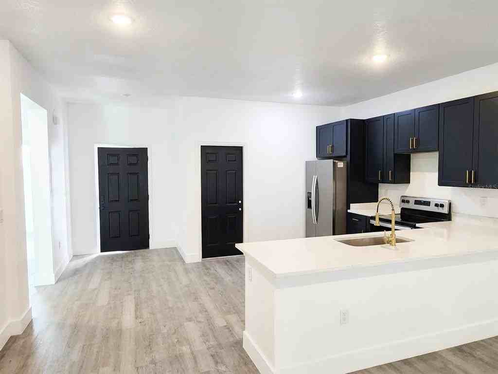 109 Doctor Martin Luther King Junior Boulevard #109B - Photo 4 of 39