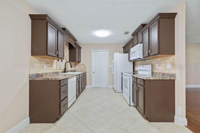 2 Beachway Dr #2 - Photo 3 of 28