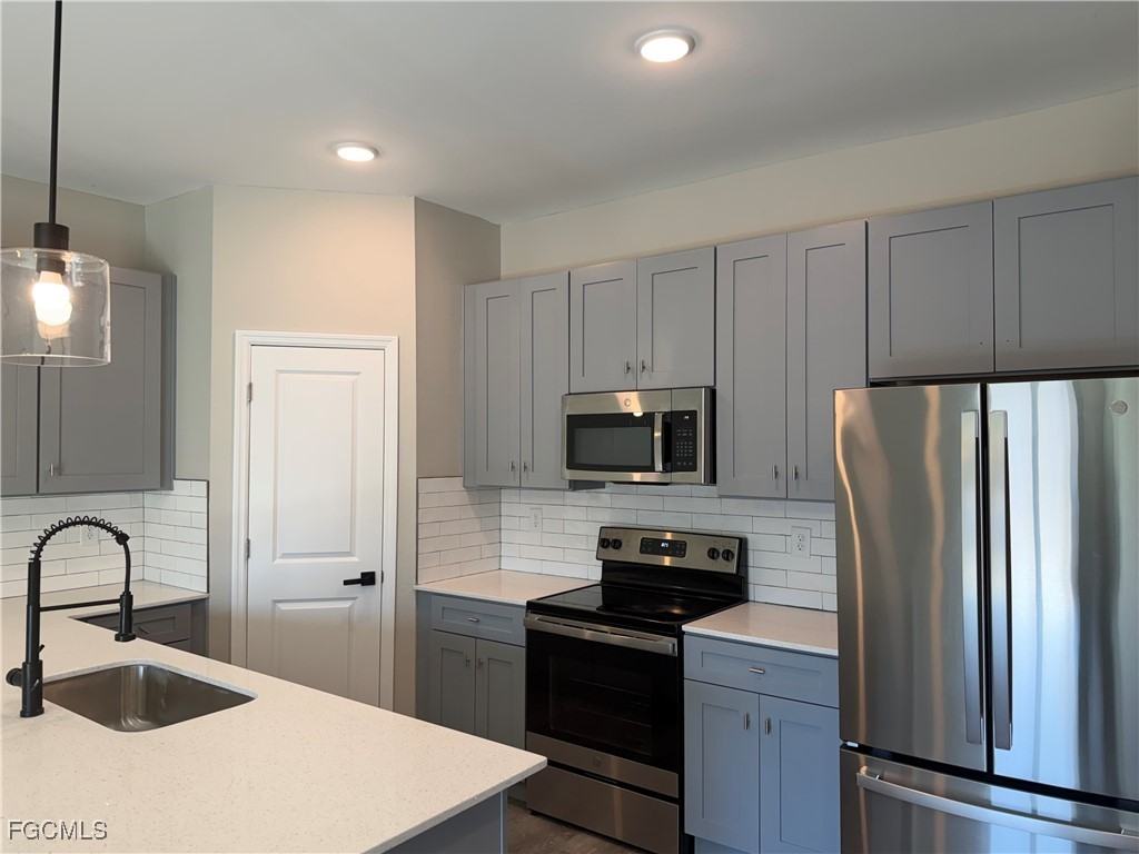 5205 30th St Sw #5205 - Photo 5 of 24