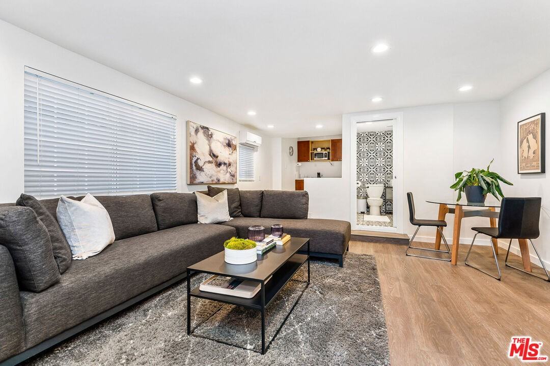 717 Huntley Dr #717 - Photo 6 of 11