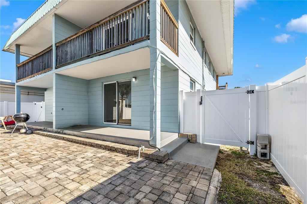 212 S Daytona Ave #212-1 - Photo 6 of 24